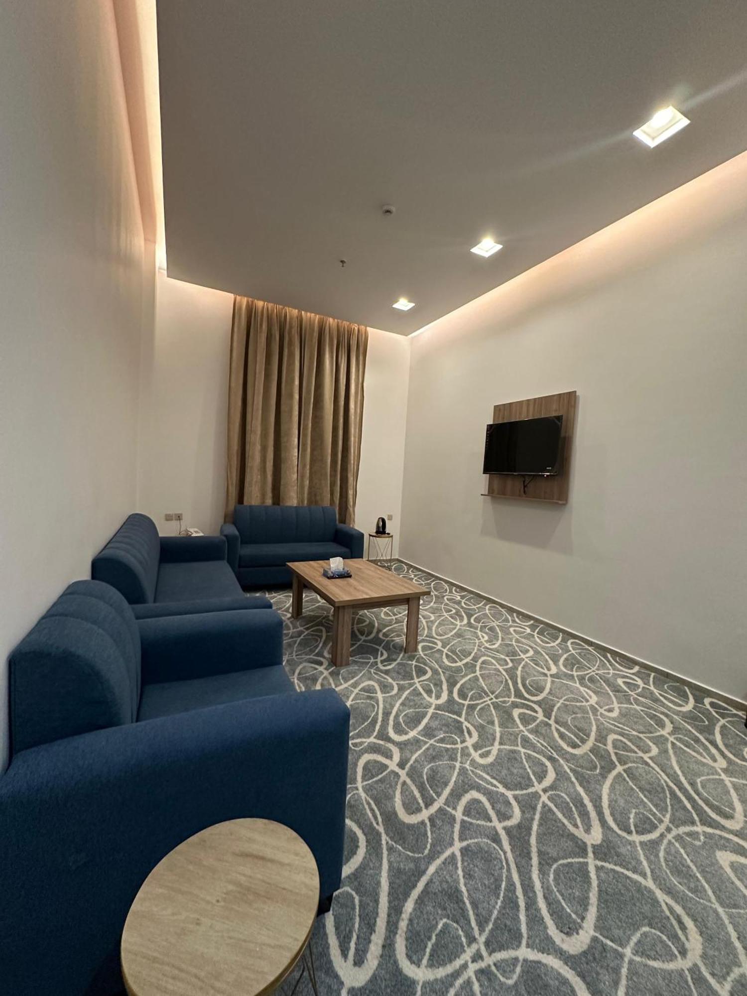 Diwan Al Nuzha Serviced Appartement